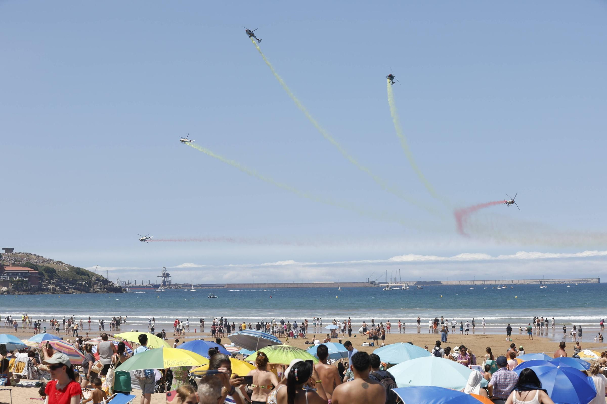 El espectacular y multitudinario Festival Aéreo de Gijón, en imágenes