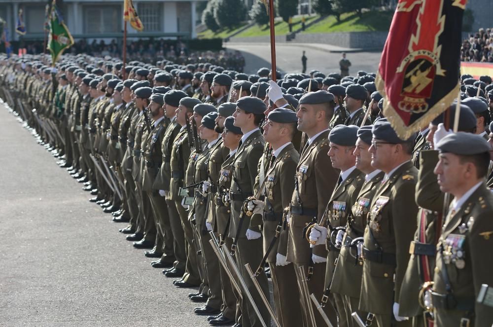 El general Cebrián destaca el nuevo regimiento y material como refuerzos de esta unidad