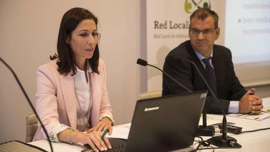 Marta Oviedo y Alberto Vaquero ayer, en Santiago. // Óscar Corral