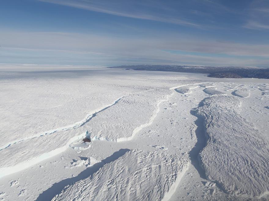 Estos son los ‘secretos’ recién descubiertos en las entrañas heladas de Groenlandia