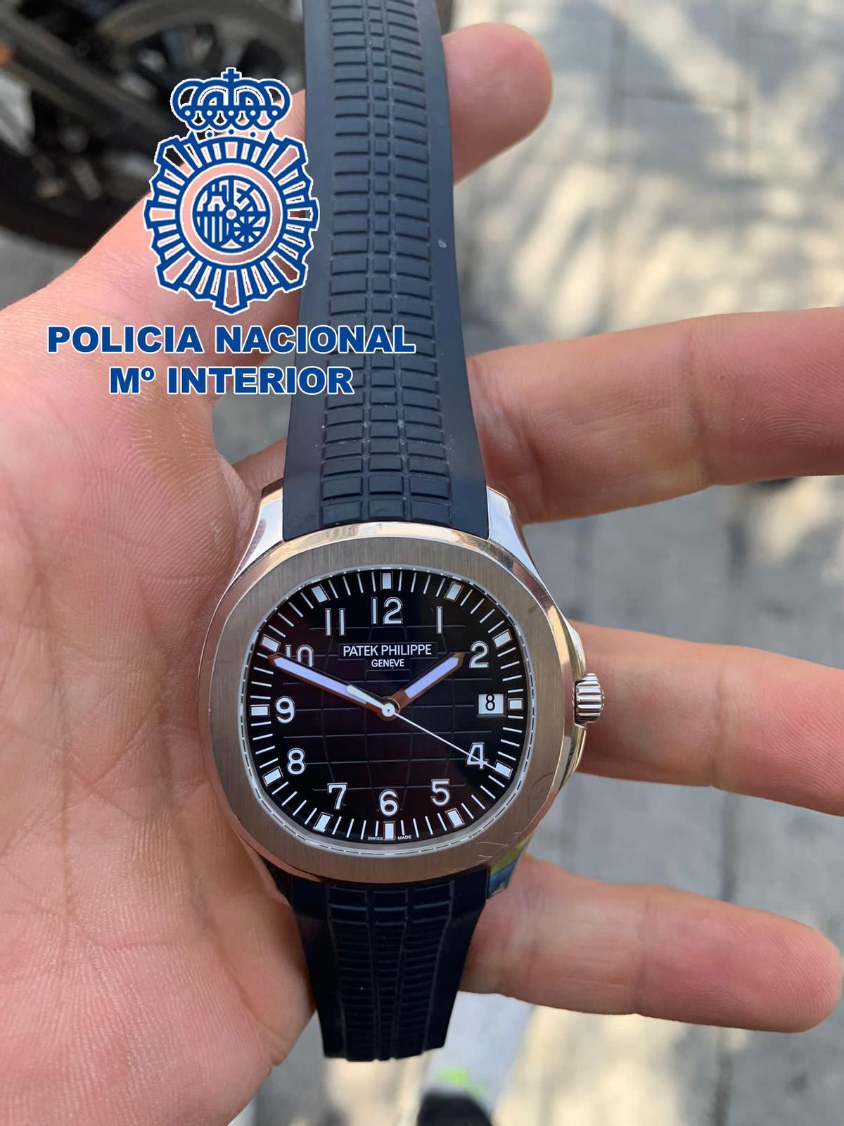 El reloj recuperado.