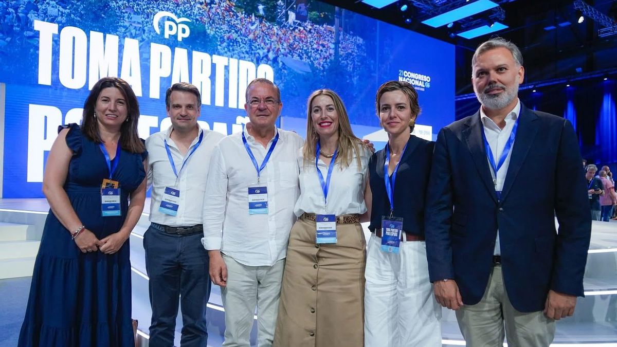 Fotogalería | Monago, Gema Cortés, Isabel Palomino y Pizarro, en el PP nacional de Feijóo