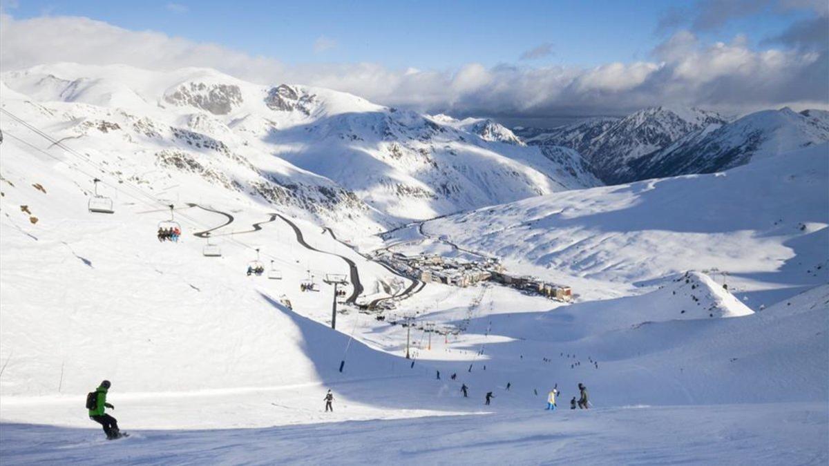 Grandvalira y Ordino Arcalís demoran la fecha de apertura