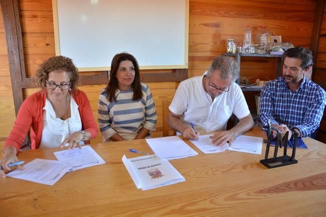 FIRMA CONVENIO FINCA EL VISO