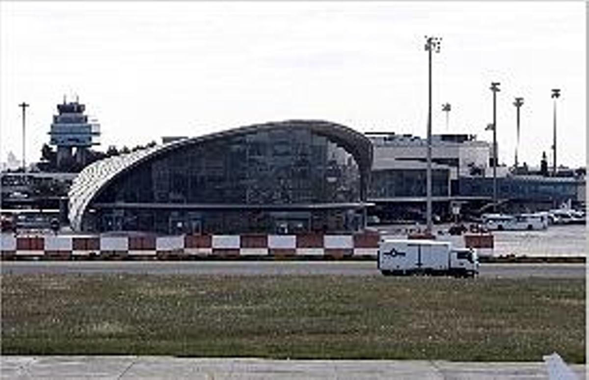 Nueva terminal del aeropuerto de Valencia.