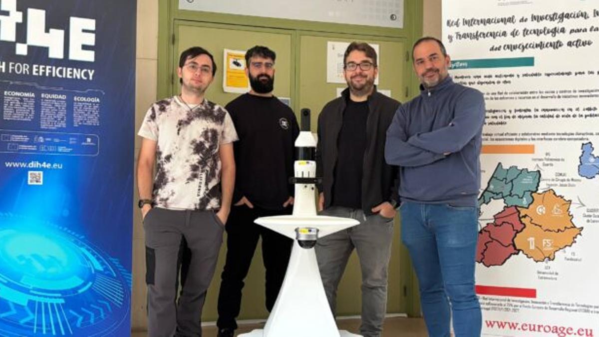 Investigadores del Grupo Robolab de la Escuela Politécnica de la Universidad de Extremadura.