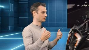 Dani Pedrosa explicando los ARAS