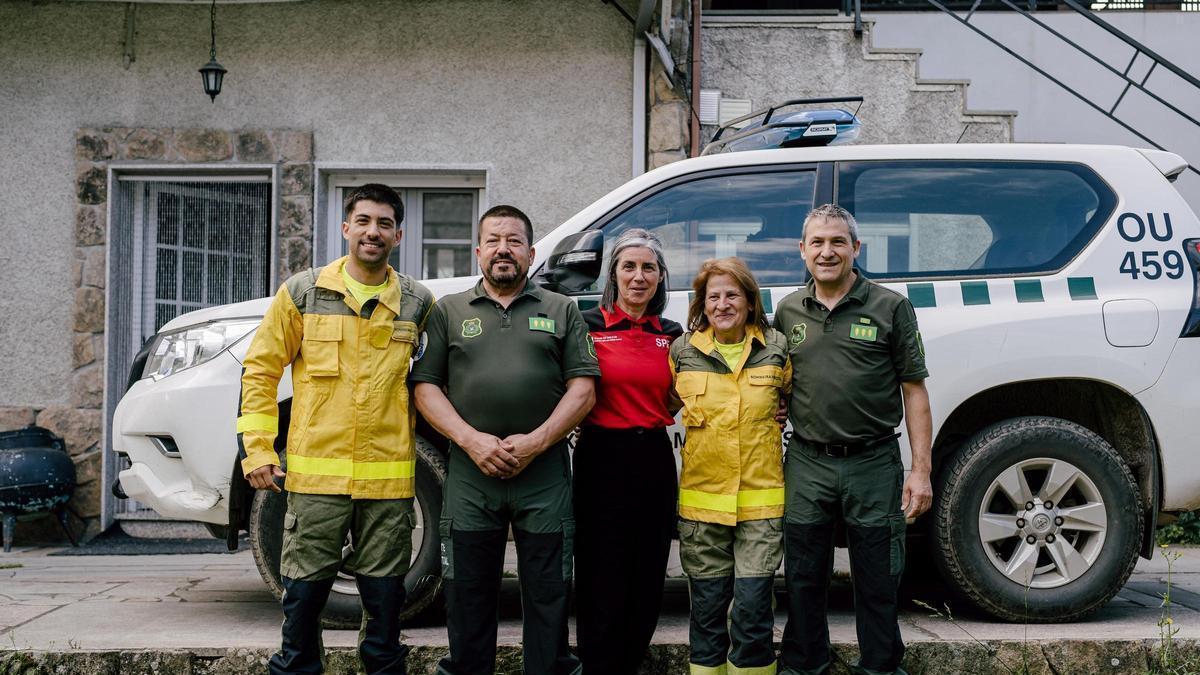 Isidro, Felisindo, Mónica, Mari y Manuel; la dinastía que protege el monte ourensano desde el Distrito XV