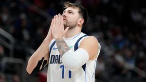 Doncic sigue haciendo historia en la NBA