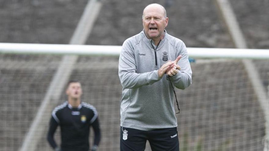 Pepe Mel, durante un entrenamiento con la UD.