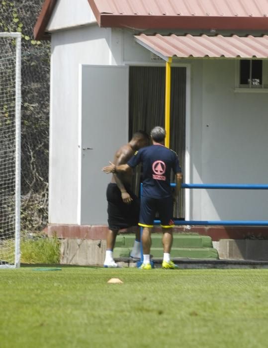 ENTRENAMIENTO DE LA UD LAS PALMAS Y ENTREVISTGA ...