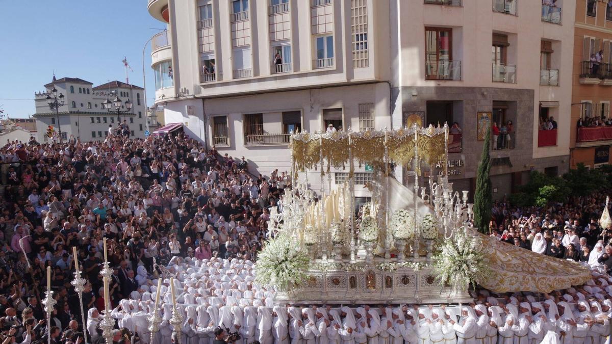 La Virgen del Rocío en la Tribuna de los Pobres I Martes Santo de la Semana Santa de Málaga de 2026
