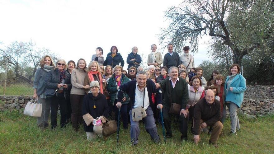 Los vecinos de Sant Jaume, durante su excursión