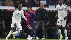 El Real Madrid y el Barça juegan la final de la Supercopa de España.