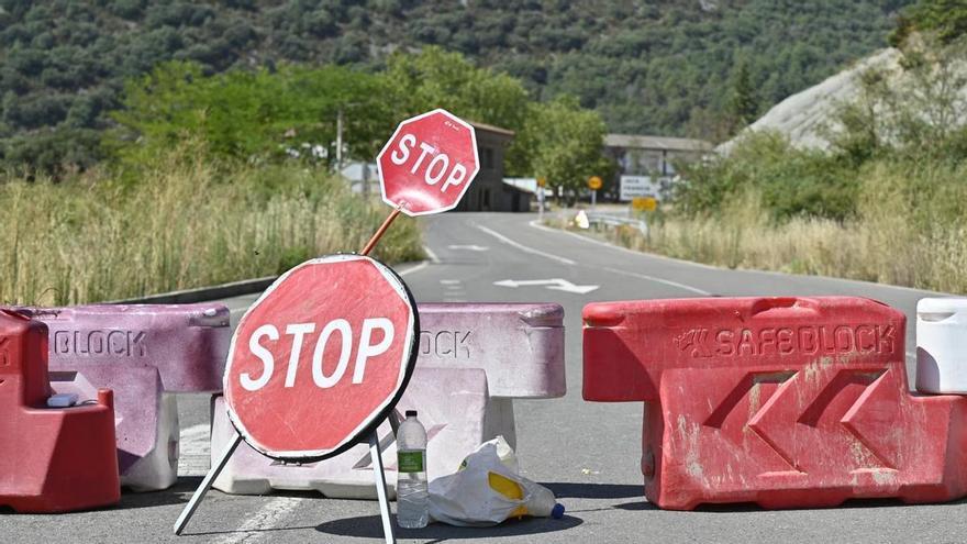 La presión social logra paralizar las obras en la A-132: se posponen a final del verano
