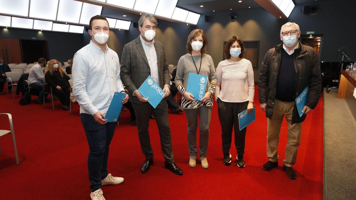 De izquierda a derecha, Luis Cortina, Ignacio Calviño, María José Platero, Natalia Vázquez y Carlos Becedoniz, ayer en el Club.