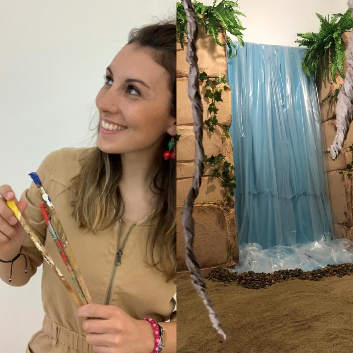 Patricia García con unos pinceles y una cascada en una de sus clases.