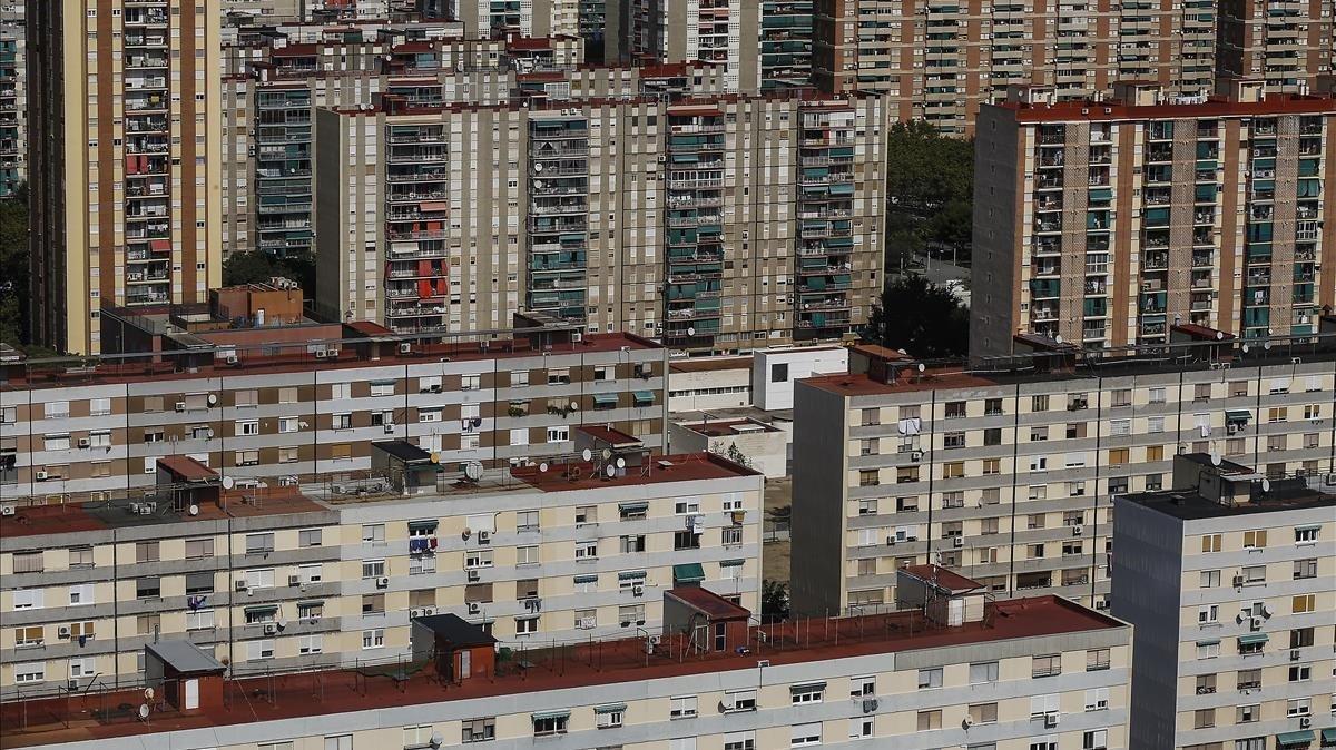 Polèmica a L'Hospitalet per la revisió de la superfície cadastral de mig miler de finques de la ciutat