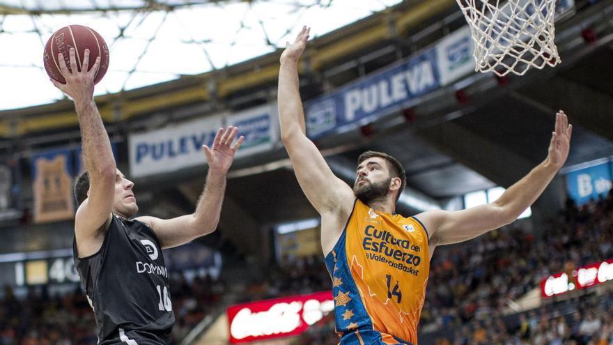 Dubljevic, en la eliminatoria contra el Bilbao.