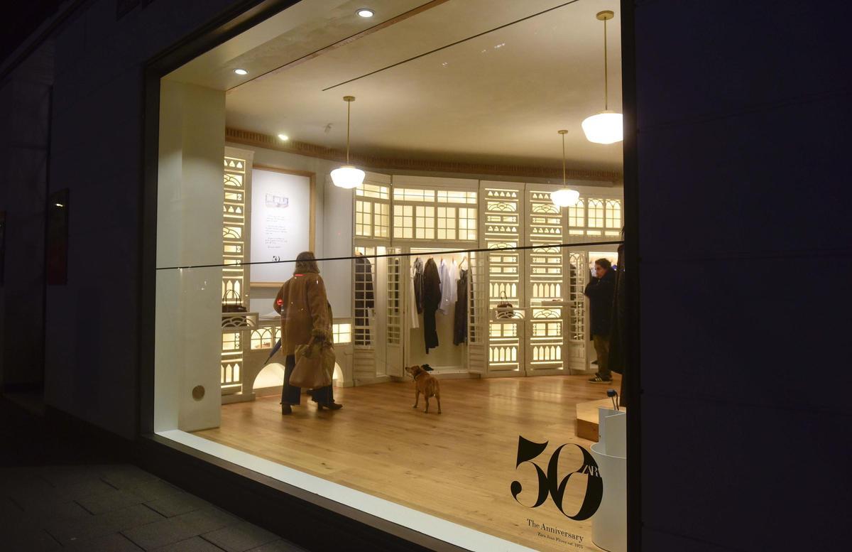 La primera tienda Zara da su adiós definitivo
