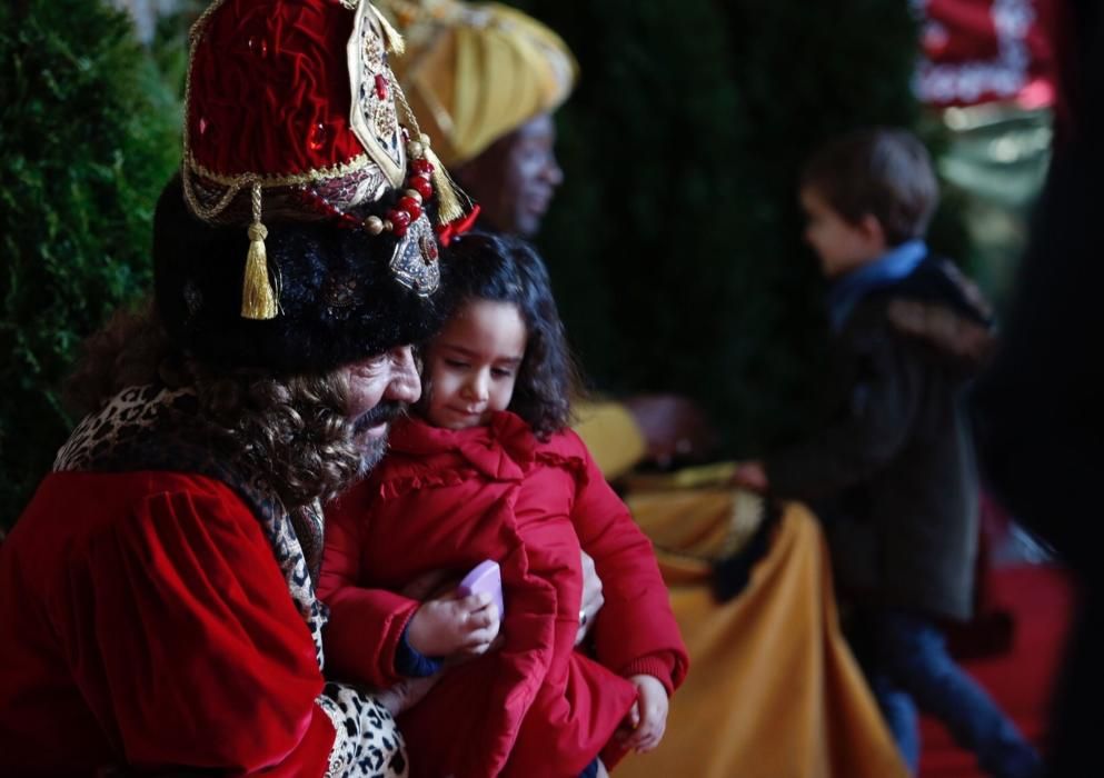 Recepción a los Reyes Magos en el Teatro Campoamor