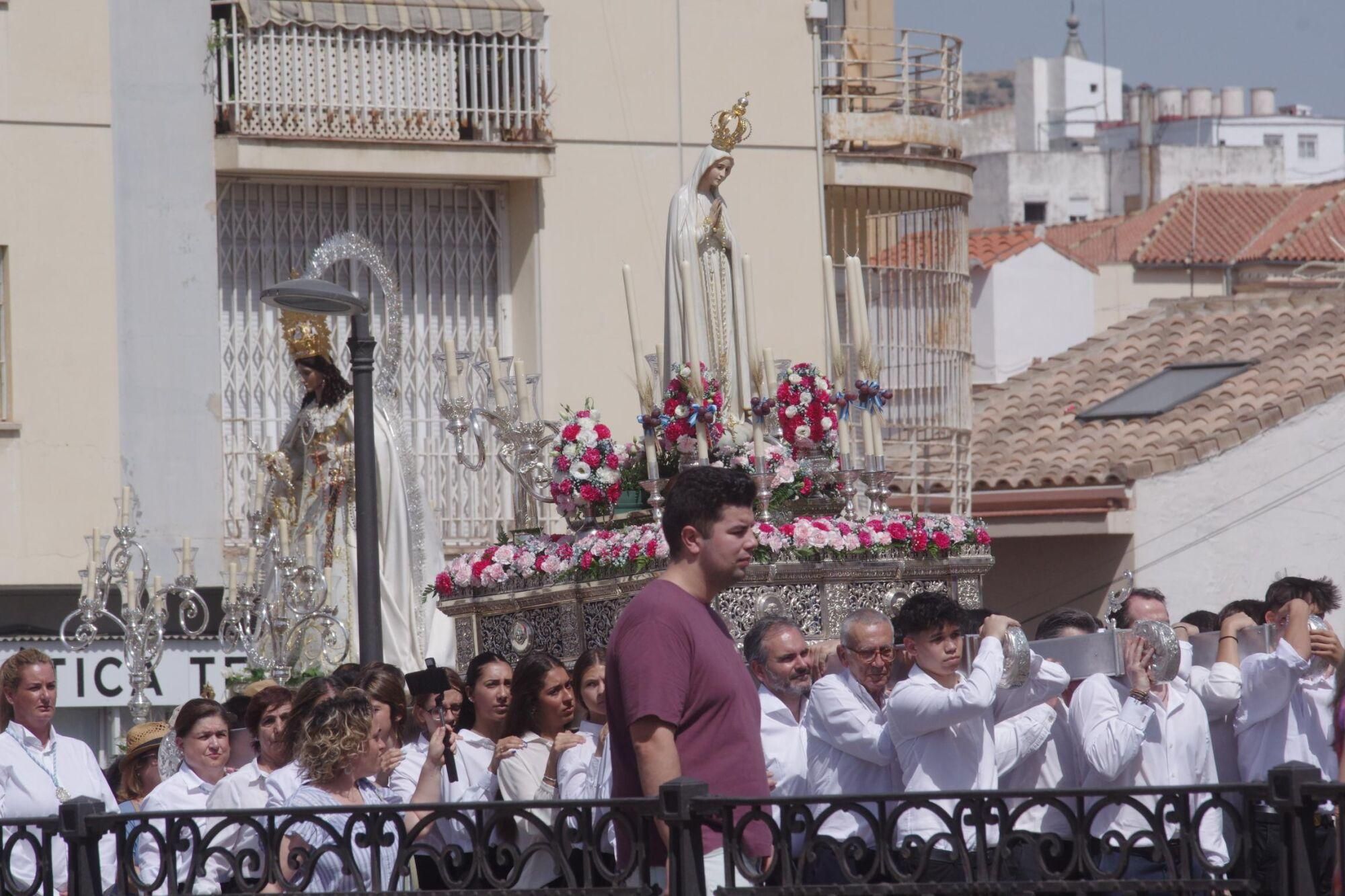 Traslado de la Virgen de Fátima y la Virgen de las Mercedes (El Tarajal) hacia sus altares por la festividad del Corpus en Málaga