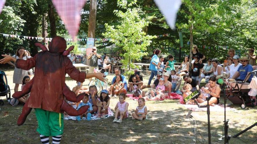 Folk no Alobre: la romería total cumple una década en Vilagarcía