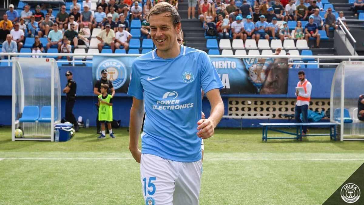 Javi Lara, en la previa de un encuentor de Liga con el Ibiza en la 2020-2021, la temporada de su ascenso.