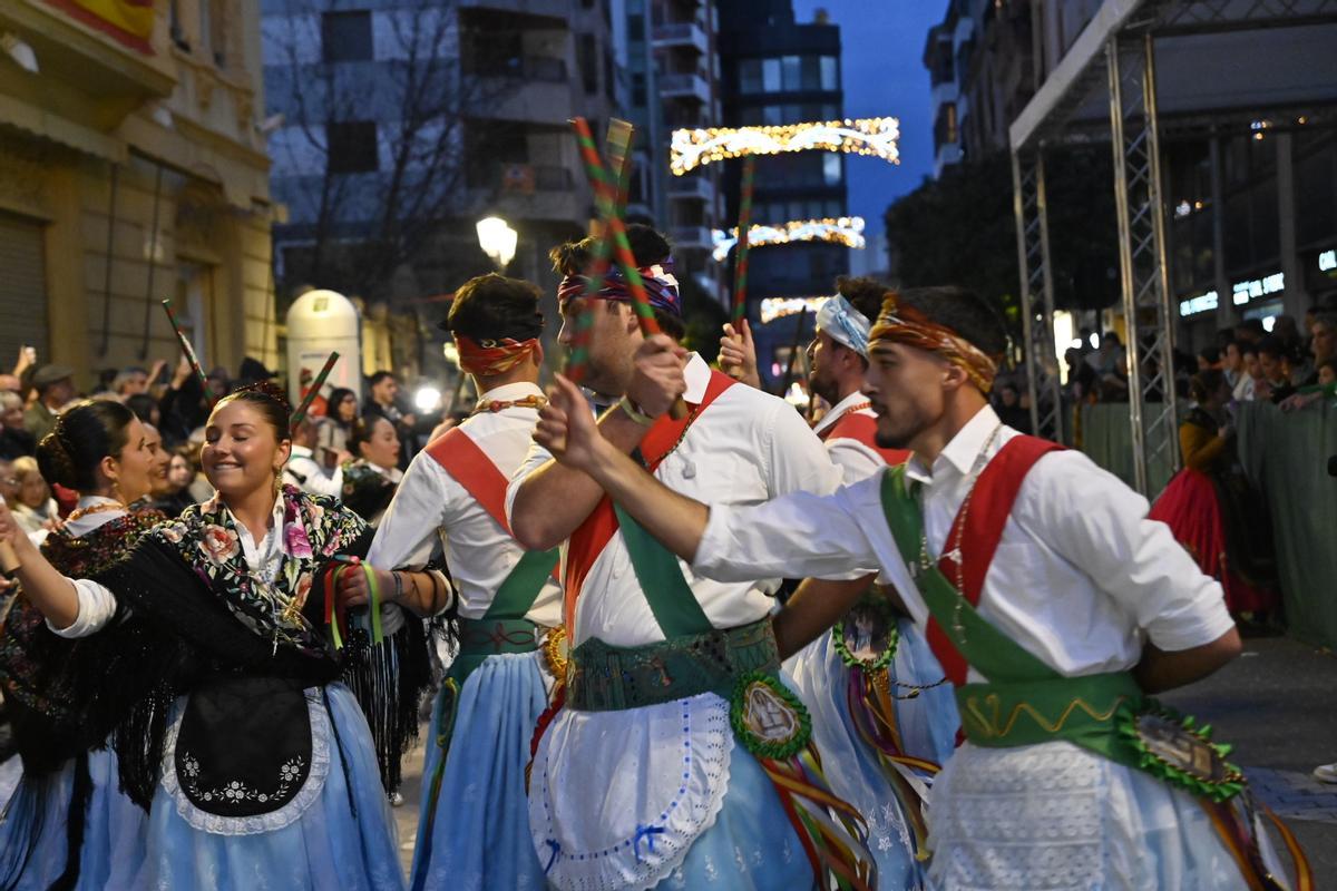 Peñíscola mostró sus danzas tradicionales.