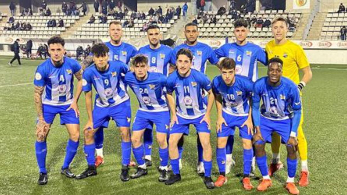 L’11 inicial del Figueres ahir. | UE FIGUERES