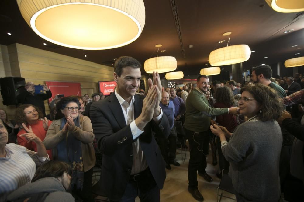 Asamblea con Pedro Sánchez en Oviedo