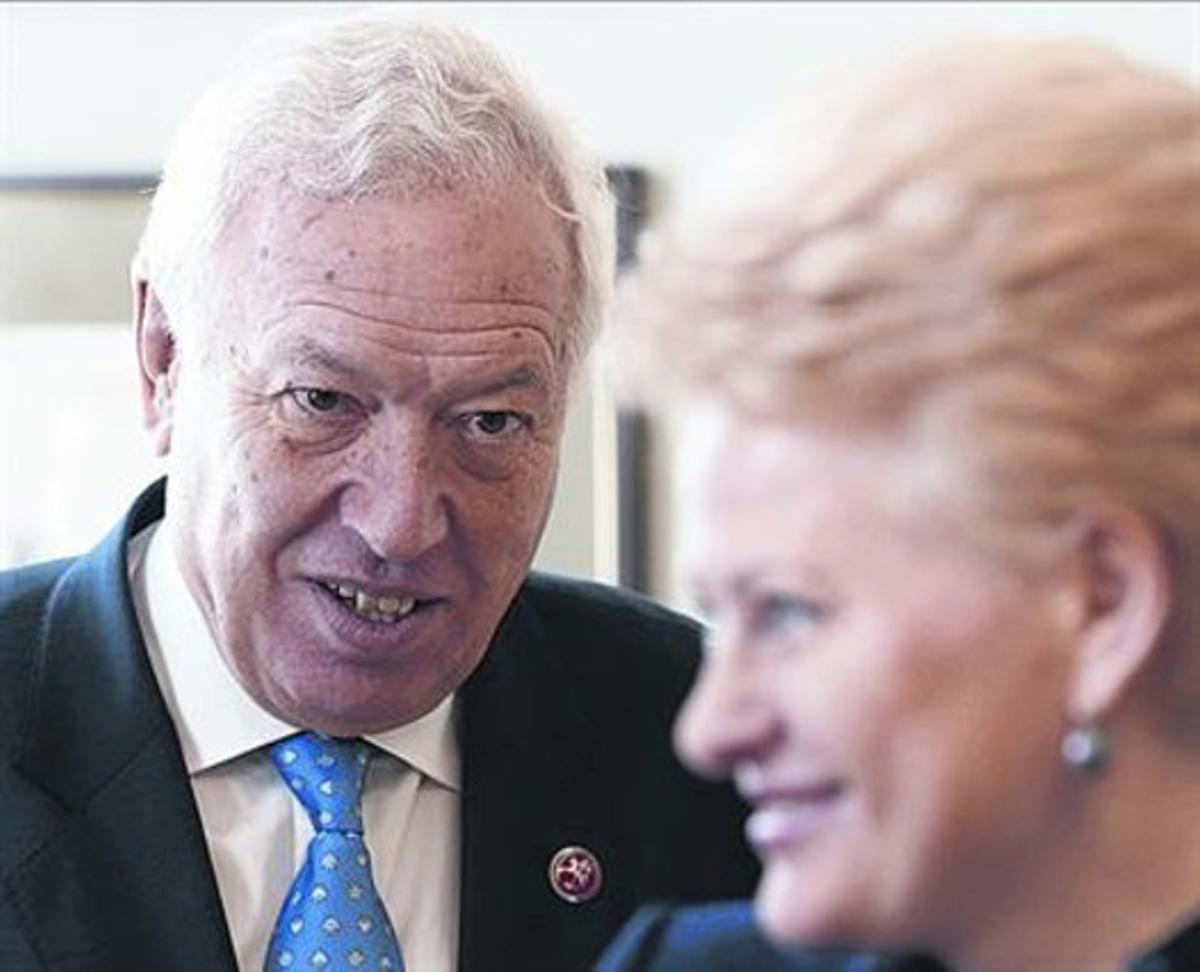García-Margallo, amb la presidenta lituana, ahir a Vílnius.
