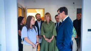 El president de la Generalitat, Salvador Illa, en la entrega de llaves de unos pisos de protección en Sant Boi de Llobregat