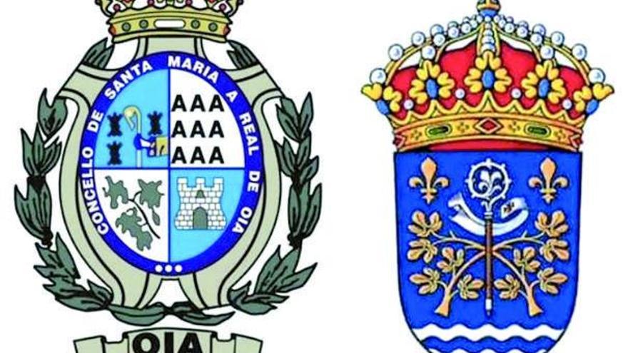 A la izquierda, el escudo original de Oia. A la derecha, el nuevo.