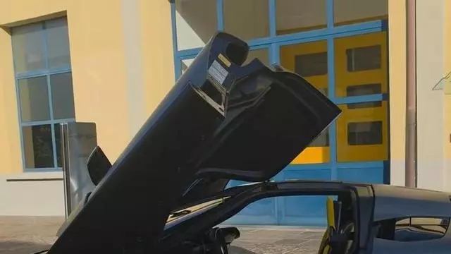 El autoregalo de cumpleaños de Ibrahimović no ha dejado indiferente a nadie: ¡Un Ferrari de más de 3 millones!