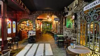 El Atlántico, el Modus o el Momo: bares emblemáticos del casco histórico de Santiago en los que pasar una tarde de lluvia