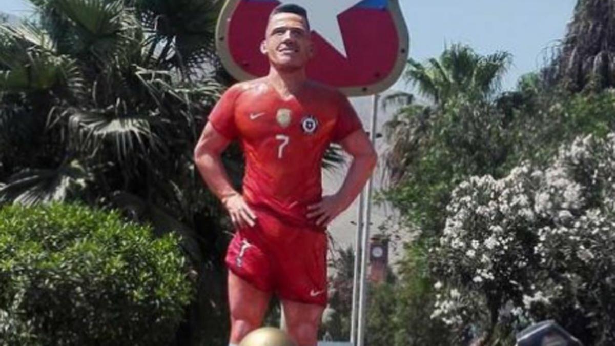 Destrozan parte de la estatua de Alexis en Tocopilla