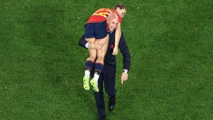 Les altres imatges impròpies de Rubiales en la celebració del Mundial