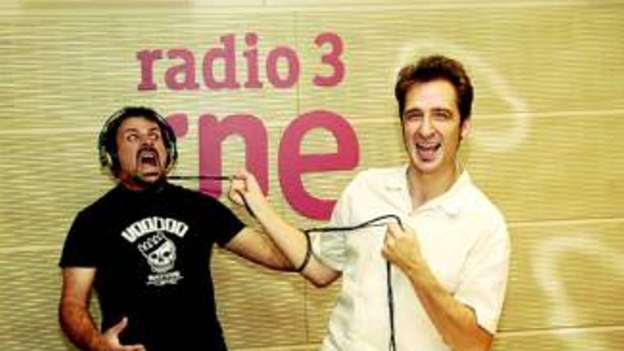 Javier Gallego PRESENTADOR DE 'CARNE CRUDA' EN RADIO 3 : "Esta radio es la  casa de todos, no es de ningún partido" - Diario Córdoba