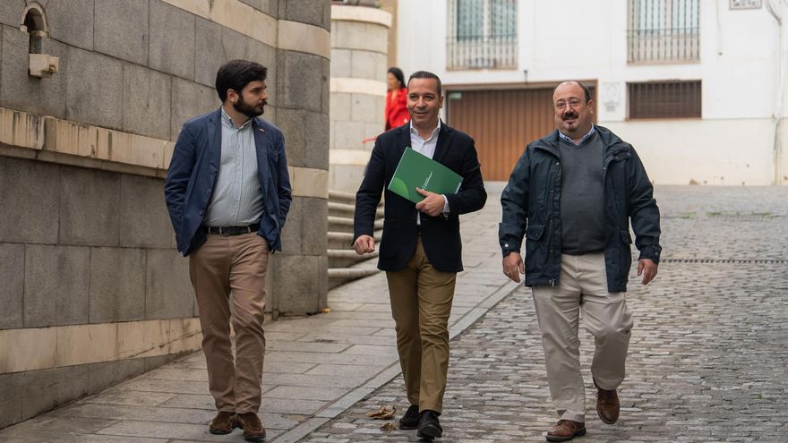 PP y Vox desbloquean la negociación de los presupuestos de la Junta para 2025