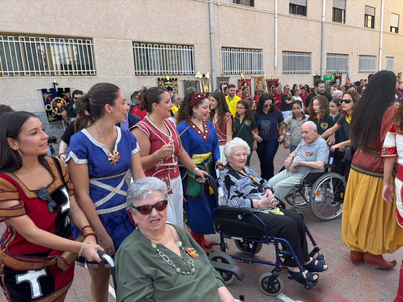 Así ha sido la fiesta de la hamburguesa en Crevillent