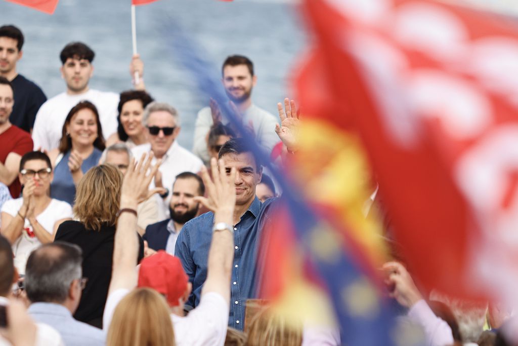 Visita de Pedro Sánchez en Los Alcázares