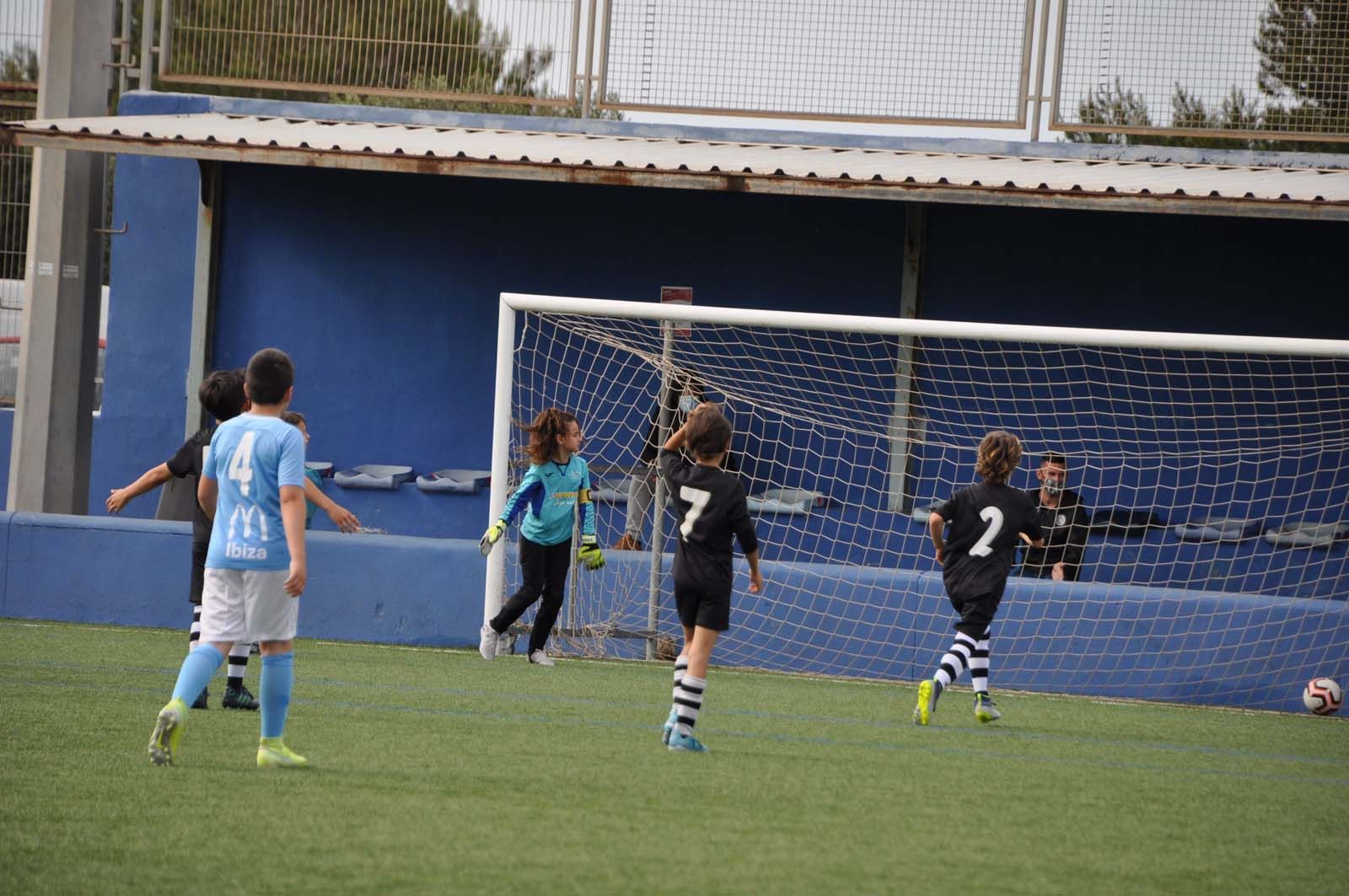 El fútbol base vuelve a sonreír