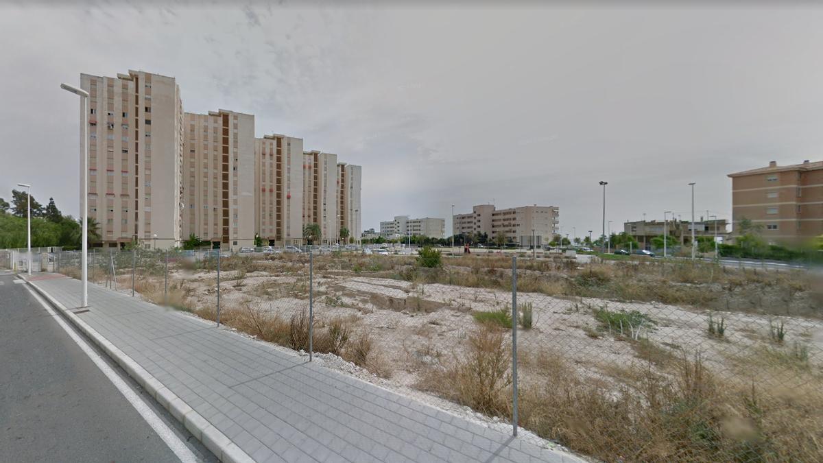 La parcela donde se proyecta la Casa de la Música de La Vila.