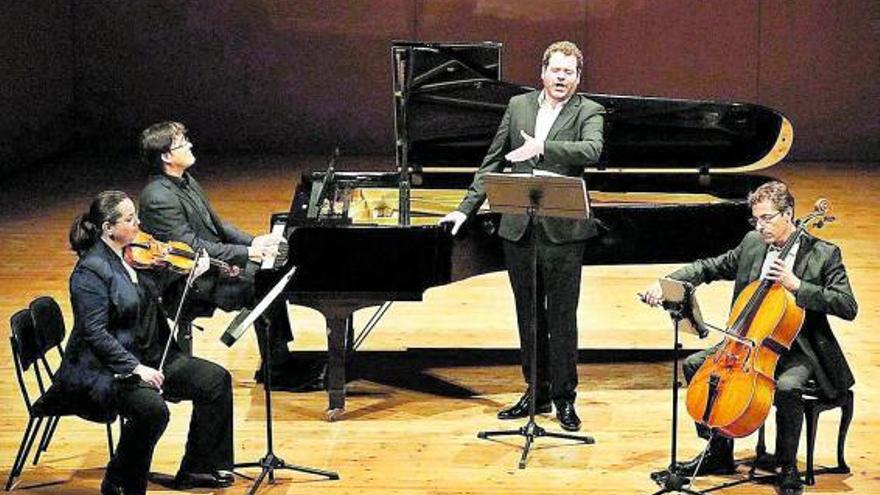 El tenor y el Trío Arbós, en un recital reciente