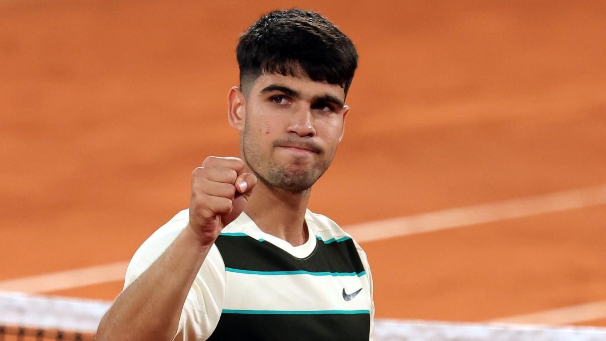 Carlos Alcaraz, durante el partido ante Dzumhur