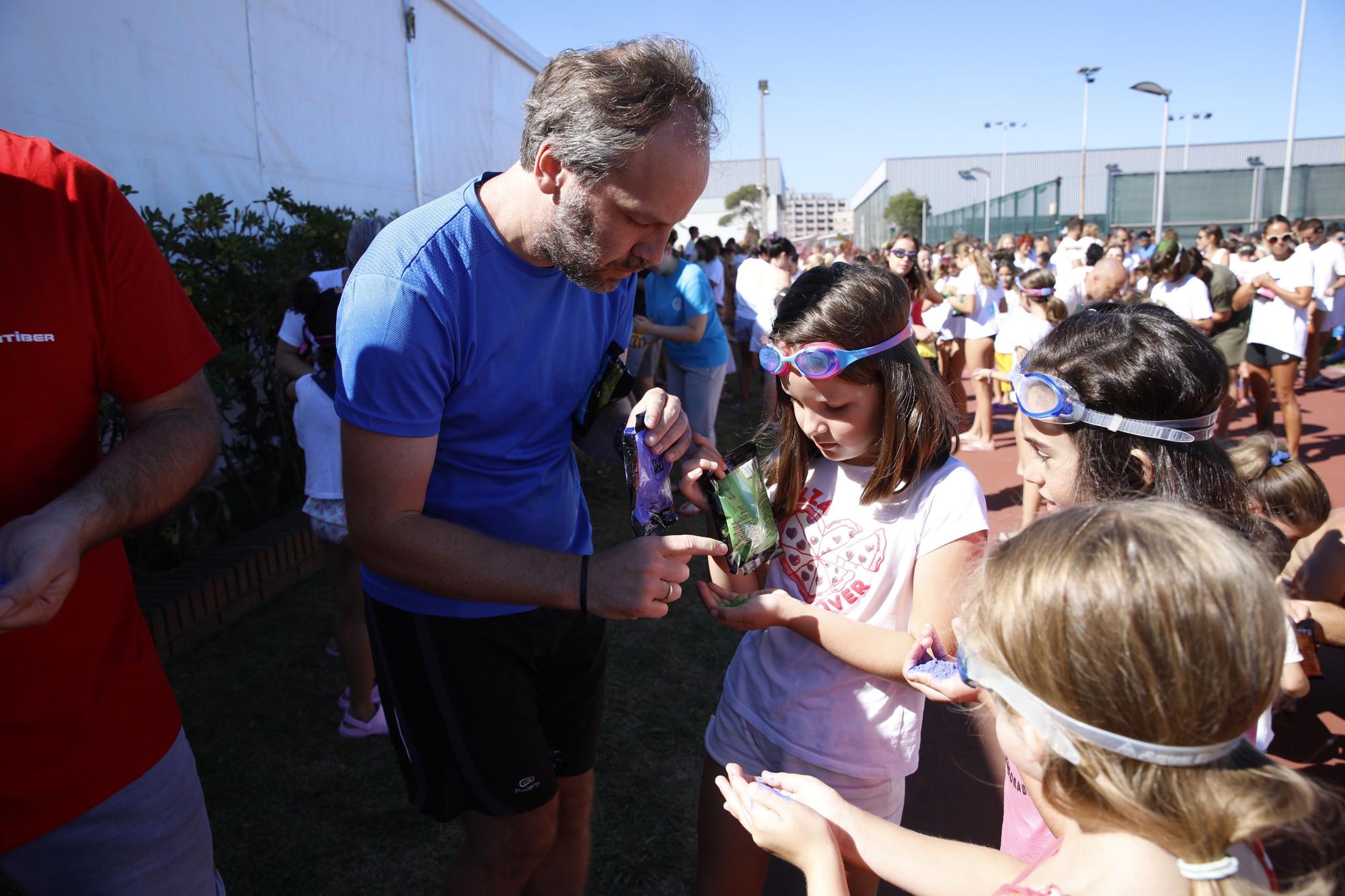 "Holi party" en el club de natación Santa Olaya de Gijón