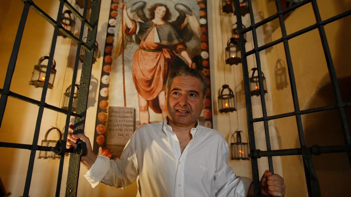 Javier Campos, propietario de la Ermita de la Candelaria.