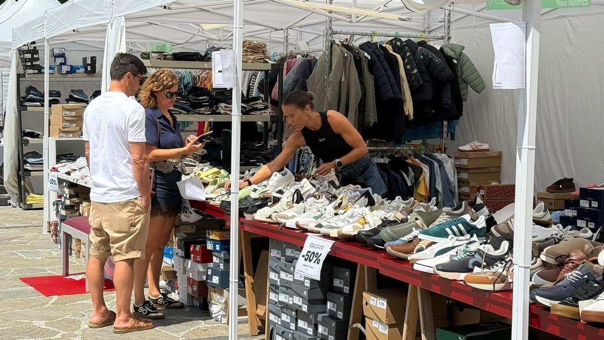 Un dos postos da feira Pop-Up de Noia Histórica.