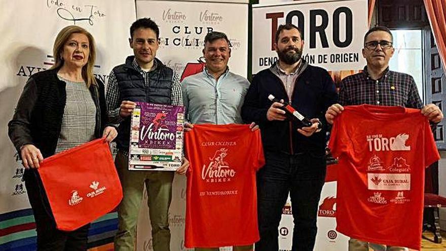 Presentación de la carrera en el Ayuntamiento de Toro.